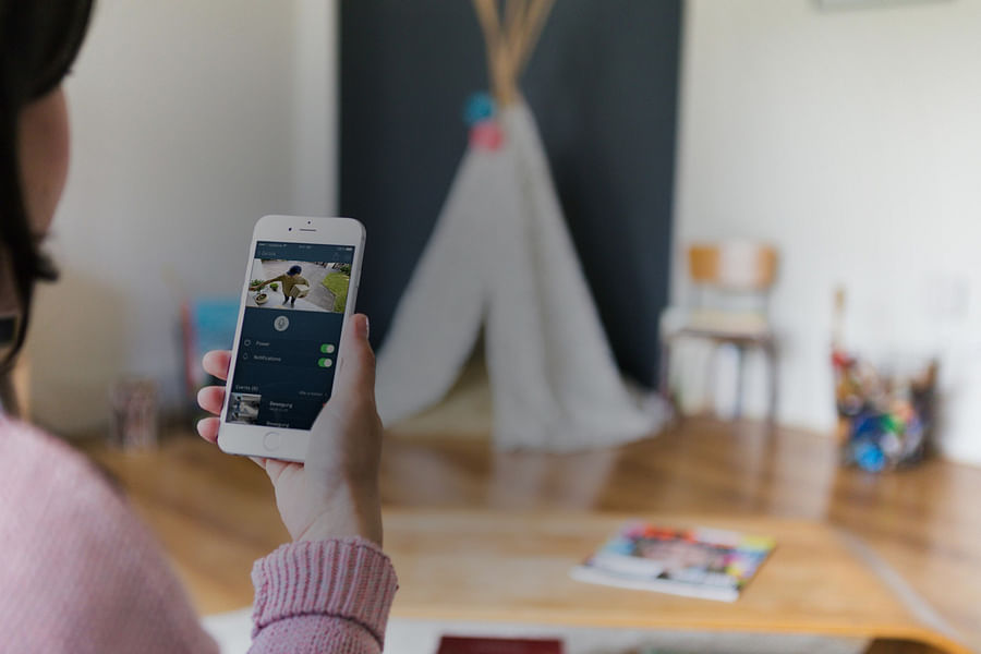 smart home security camera app integration